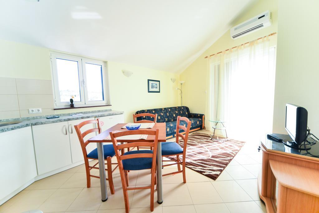 Apartments Ivan Zadar Exterior photo