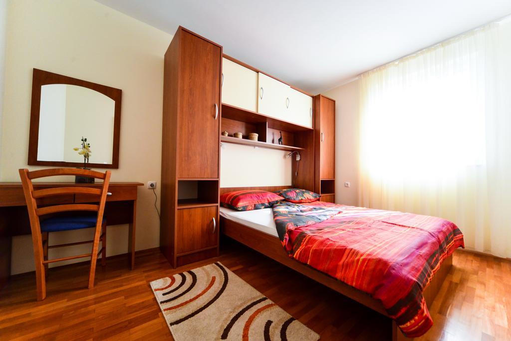 Apartments Ivan Zadar Exterior photo