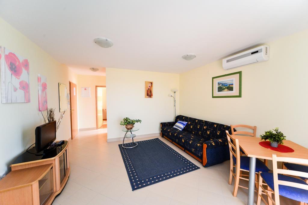 Apartments Ivan Zadar Exterior photo