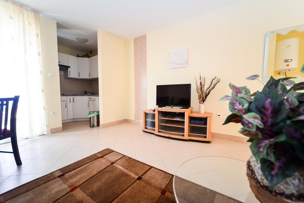 Apartments Ivan Zadar Exterior photo