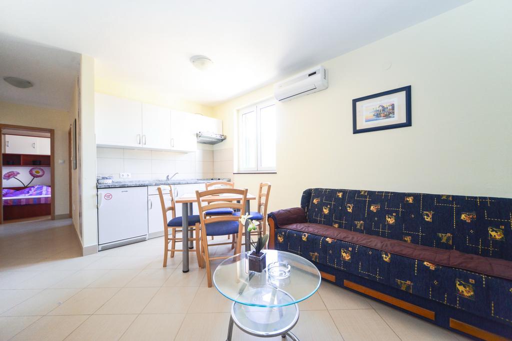 Apartments Ivan Zadar Exterior photo