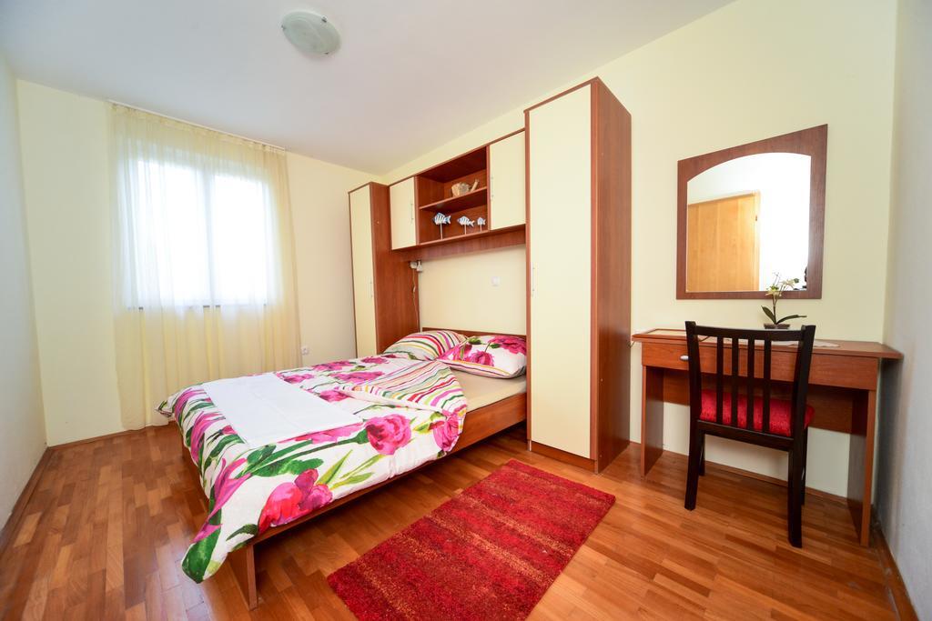 Apartments Ivan Zadar Exterior photo