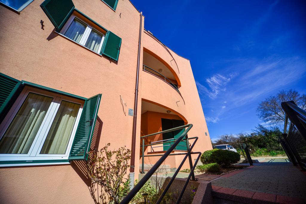 Apartments Ivan Zadar Exterior photo